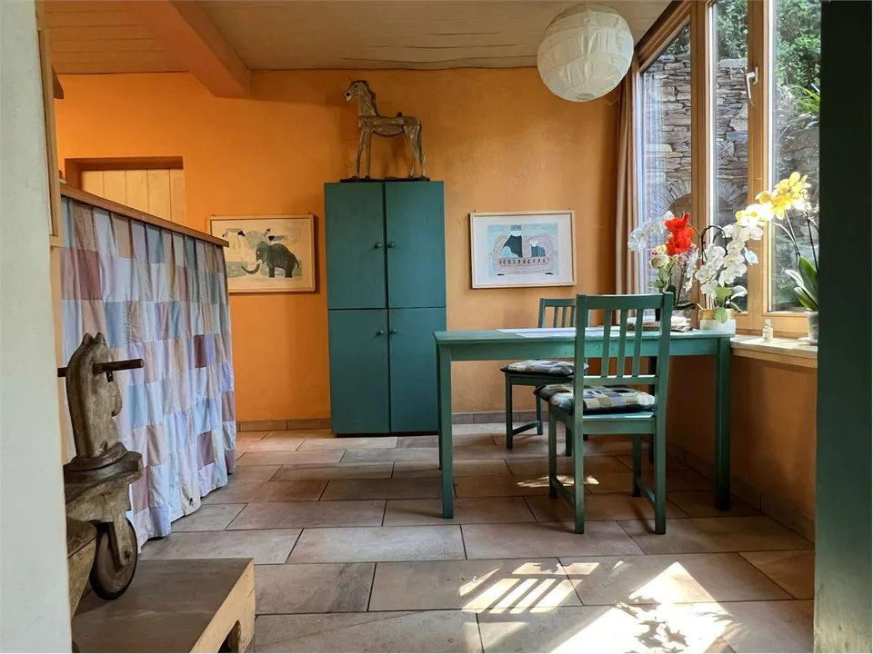 Tre case singole con bellissimo giardino, vista lago e piscina, in una – foto 8 di 13