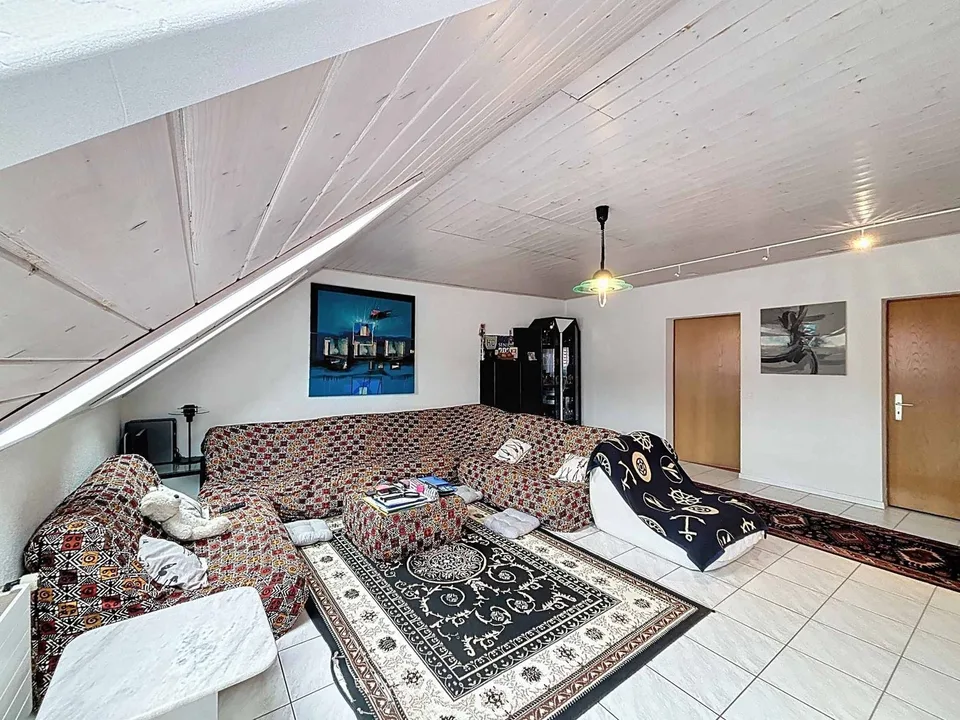 Geräumige 5-Zimmer-Wohnung im Herzen von La Chaux-de-Fonds