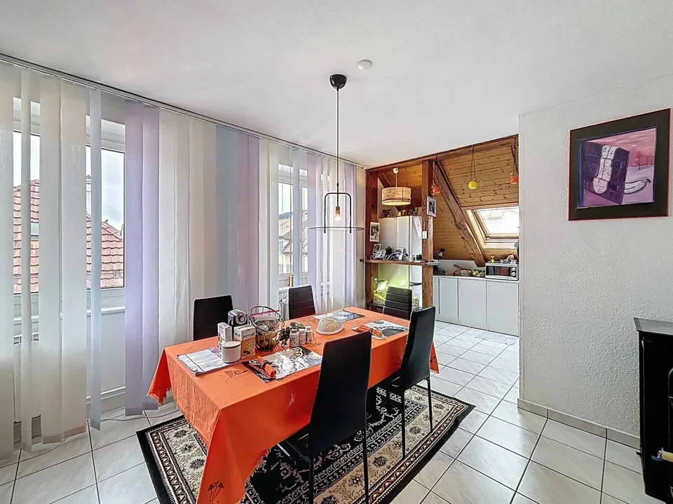 Geräumige 5-Zimmer-Wohnung im Herzen von La Chaux-de-Fonds
