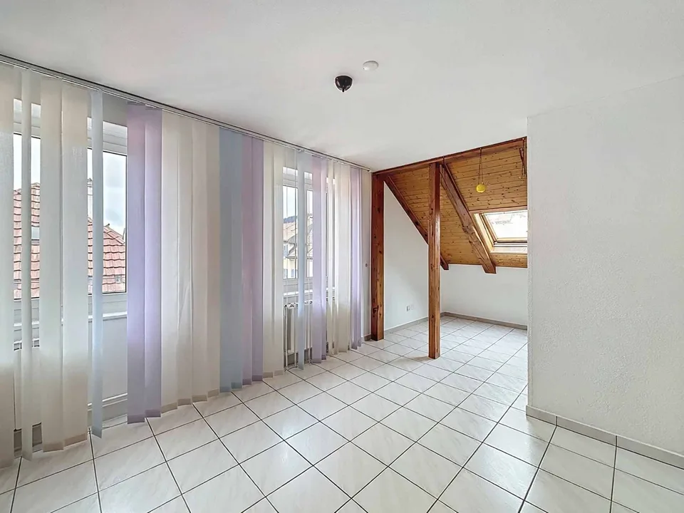 Geräumige 5-Zimmer-Wohnung im Herzen von La Chaux-de-Fonds