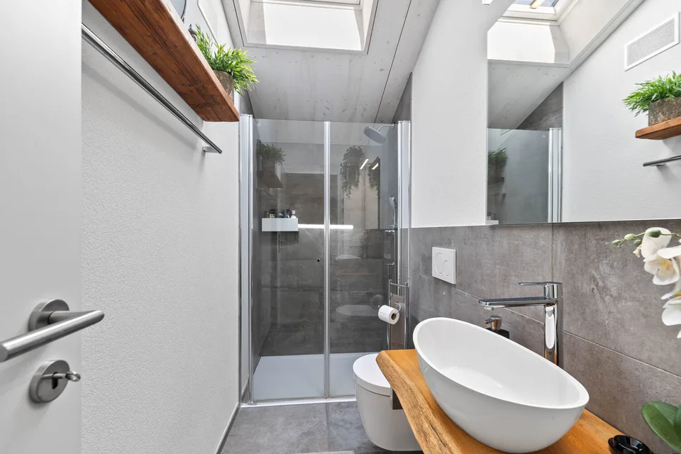 Exklusives Wohnen mit Pool und Panorama – Foto 10 von 13