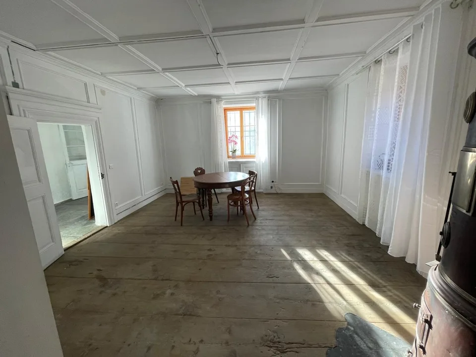 Offerta unica: canonica storica all'inizio di Poschiavo-San Carlo