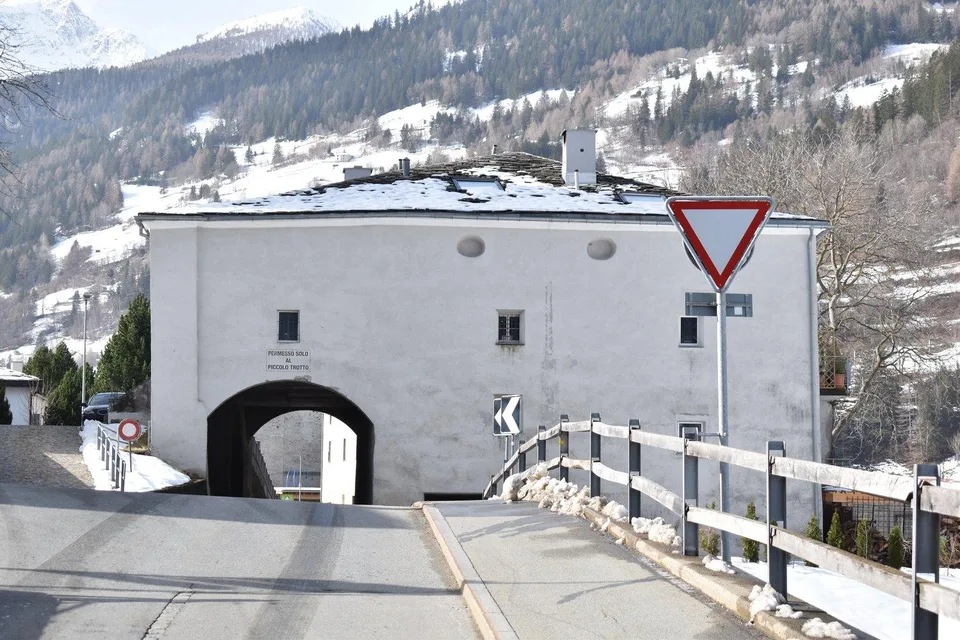 Offerta unica: canonica storica all'inizio di Poschiavo-San Carlo – foto 9 di 28