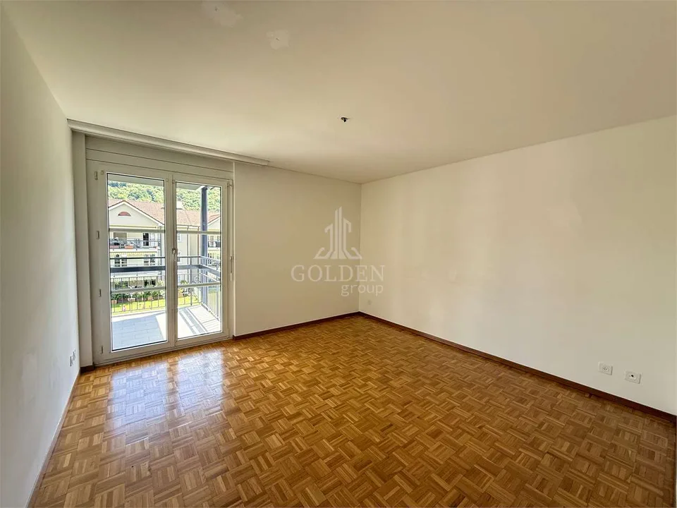 Elegantes 3.5-Zimmer-Wohnung mit großer Terrasse in Pambio-Noranco