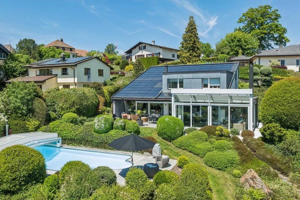 EN EXCLUSIVITE - Une propriété d'architecte au charme intemporel