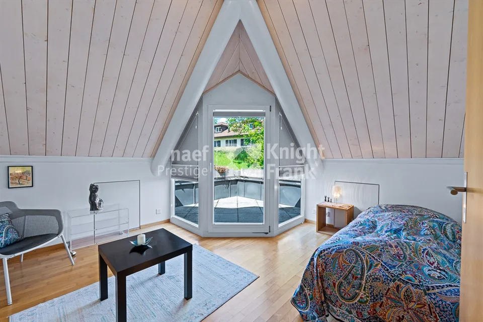 Einzelvilla mit 6 Zimmern und atemberaubendem Blick zum Verkauf in Lossy – Foto 8 von 10