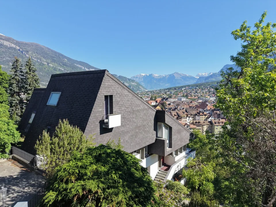Chur - Casa multifamiliare con 4 appartamenti