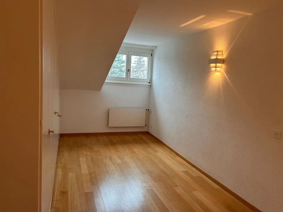 FRIBURG - FORT-ST-JACQUES 29 - 10,5 LOCALI IN UN DUPLEX – foto 10 di 13