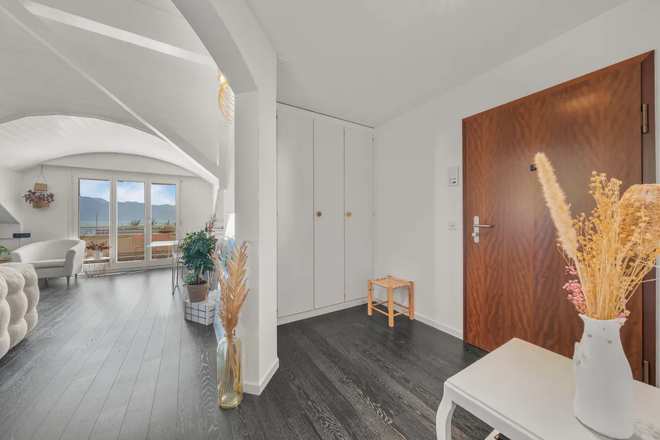 Superbe duplex alliant confort, vue lac et situation privilégiée – Foto 19 von 28