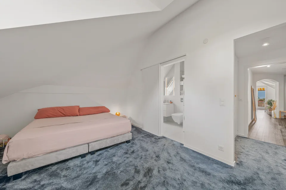 Superbe duplex alliant confort, vue lac et situation privilégiée – Foto 20 von 28