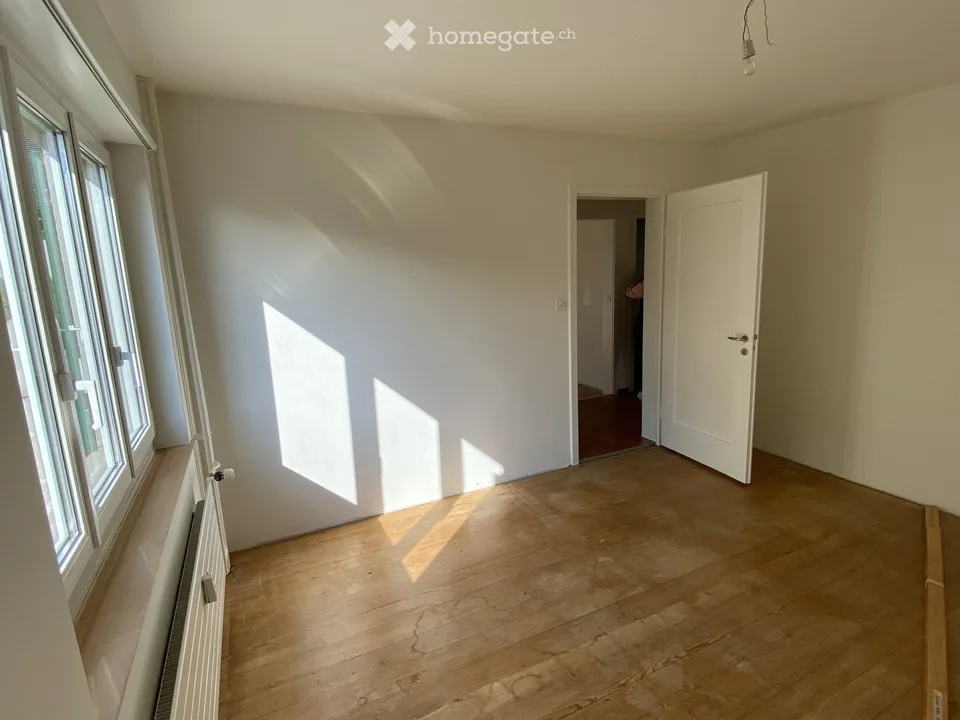 Appartamento di 3 locali con balcone a Wädenswil