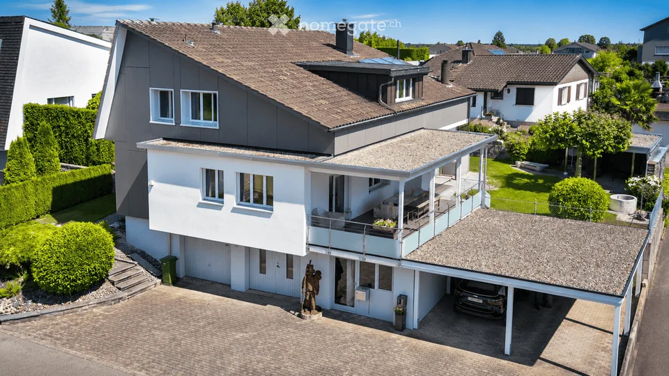 Une maison avec beaucoup d'espace, de charme et un jardin généreux