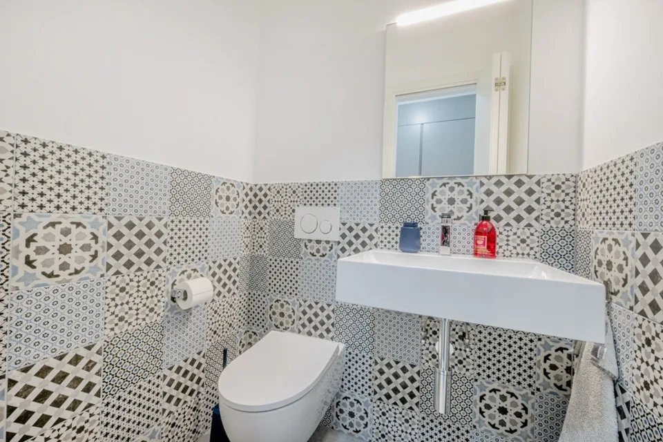 Elegante maisonnette avec double jardin à Montagnola – photo 14 sur 14