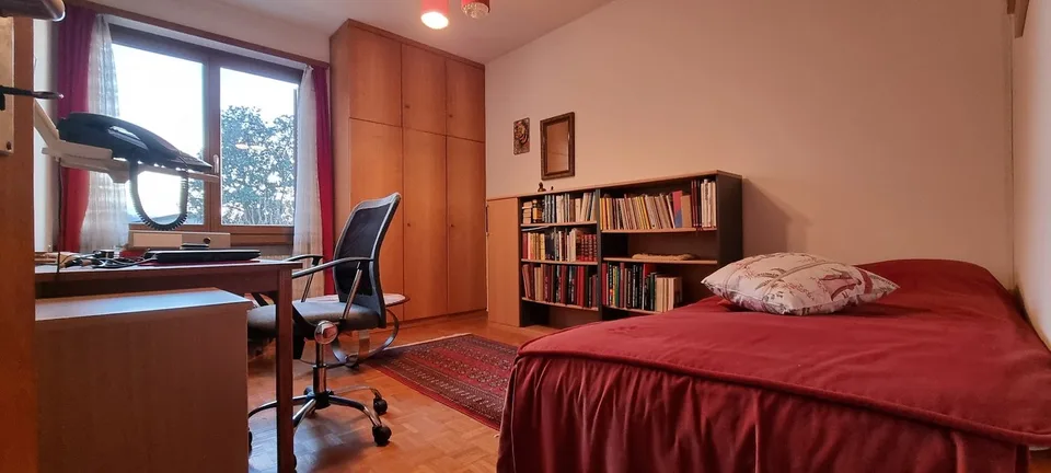 LARGE TWO-FAMILY HOUSE LOCATED IN A RESIDENTIAL, SUNNY AND QUIET SETTING – photo 7 of 13