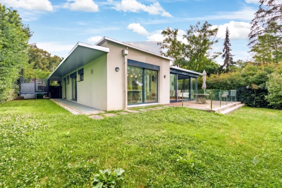 En Co-Exclusivité: Maison moderne et récente proche du lac