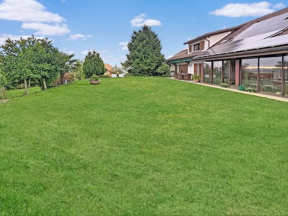 Maison d'exception - Autonome, rentable et rénovée avec raffinement à 20 min d'Epalings