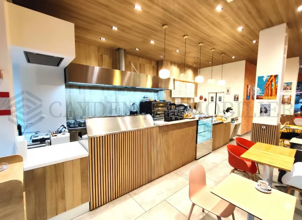 Exclusif! Fonds de commerce - Restaurant tout neuf, clé en main.