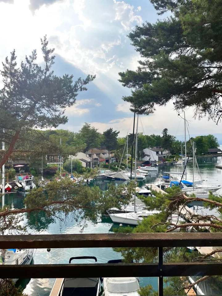 Duplex mansardato ristrutturato a Port Ripaille