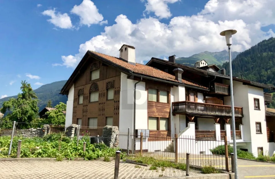DISPONIBILE IMMEDIATAMENTE VICINO A FLIMS, LAAX, DISENTIS