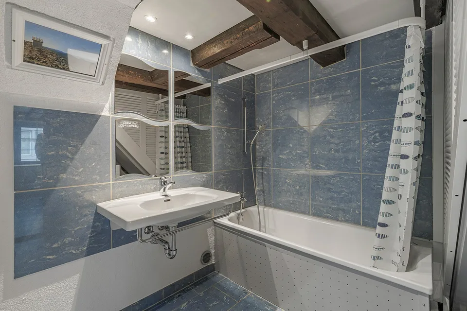 Maison mitoyenne familiale avec jardin dans un quartier calme – photo 6 sur 8