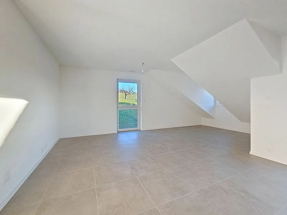 Sehr schönes 4.5-Zimmer-Appartement neu (Lot 9)