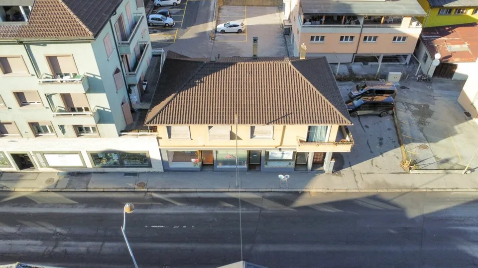 Immeuble de rendement au coeur de Saxon