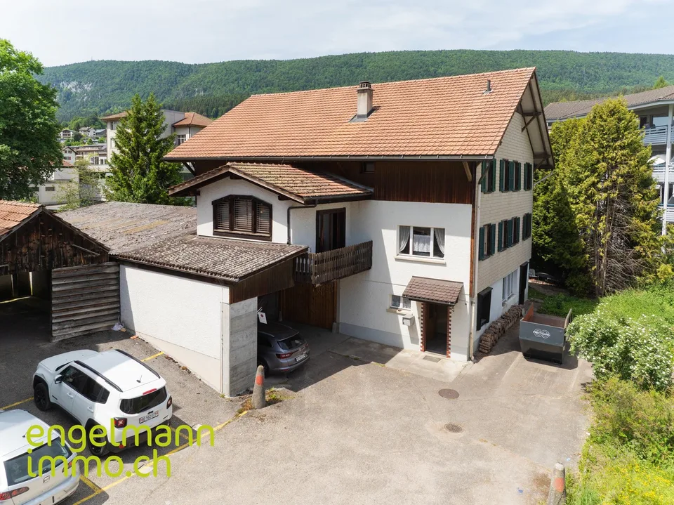 Maison d'habitation avec garages + atelier