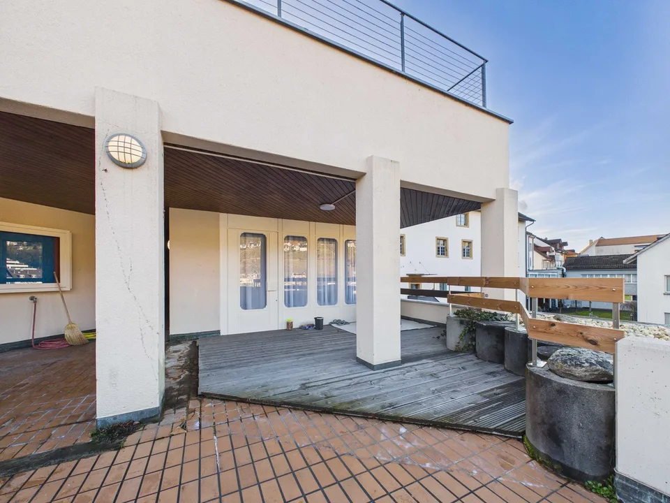 Immobile residenziale e commerciale a rendita elevata – completamente affittato