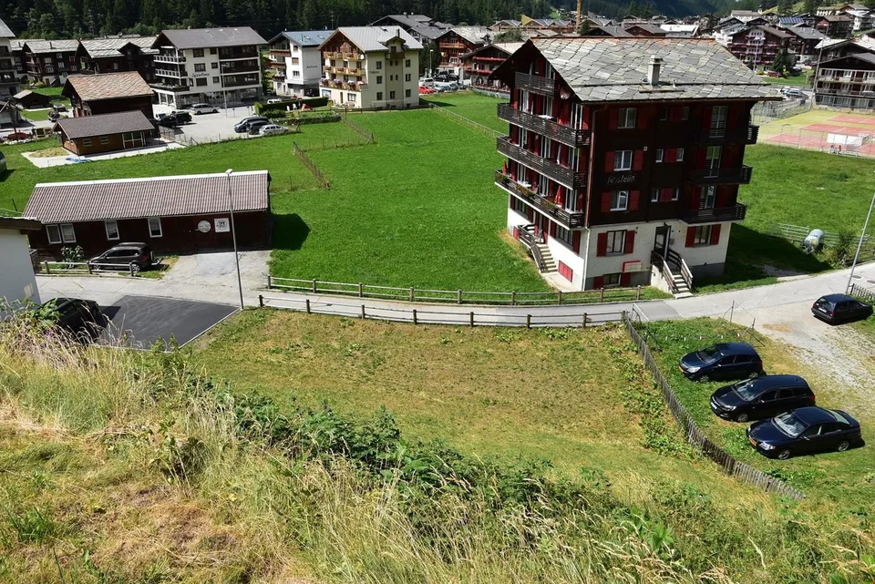 Bauland in zentraler und erhöhter Lage in Saas-Grund