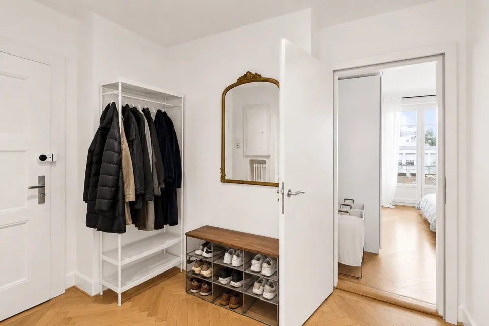 Charmanter 2.5-Zimmer-Wohnung mit Seeblick und historischem Charme - Zentrum