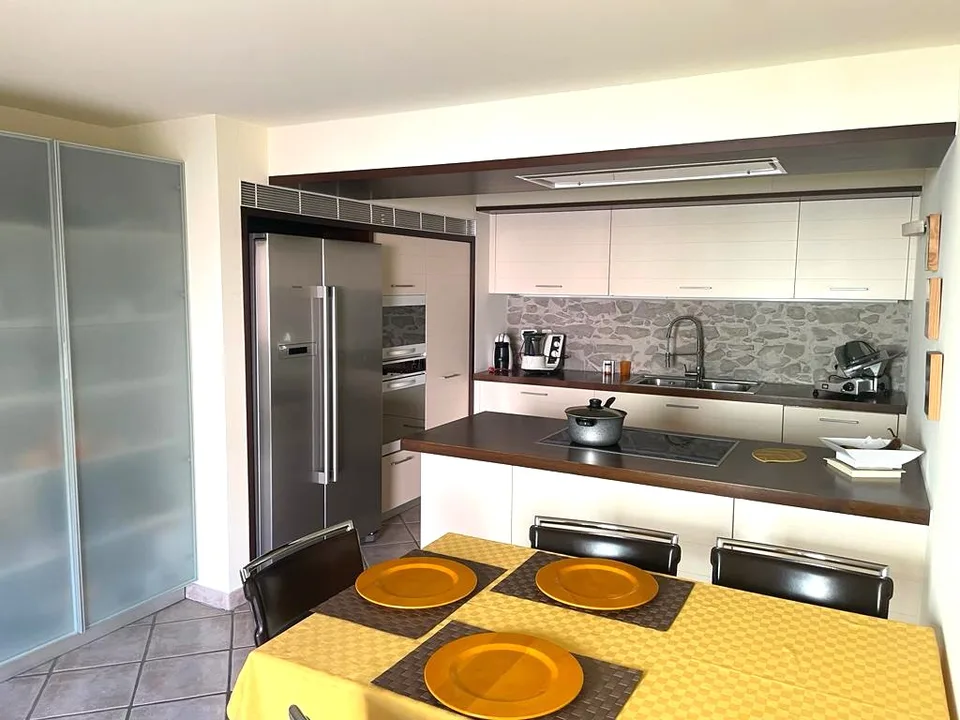 Mendrisio, stupendo duplex mansardato di 4.5 locali