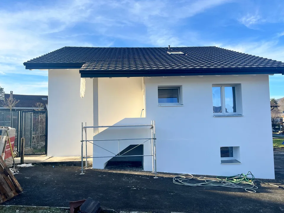 Schönes Einfamilienhaus mit 9,5 Zimmern in Val Terbi