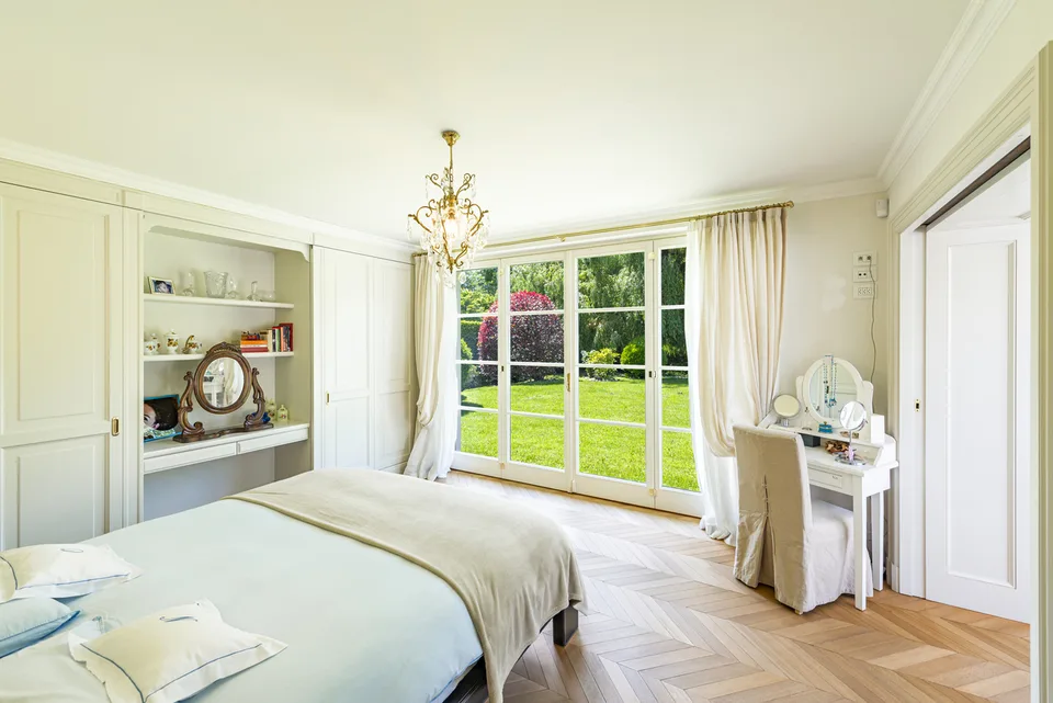 Villa di rappresentanza con giardino e piscina a Origlio – Foto 11 von 13