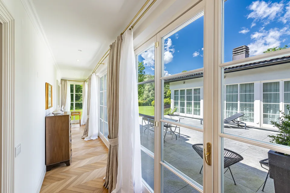Villa di rappresentanza con giardino e piscina a Origlio – Foto 13 von 13