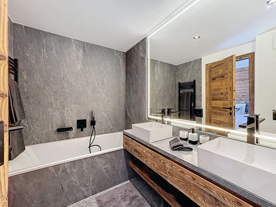 Prächtige 5.5-Zimmer-Wohnung mit hohem Standard im Herzen des Golfplatzes