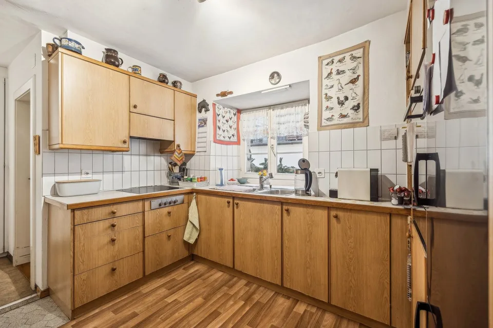 Maison mitoyenne historique du vieux quartier - pour vivre et travailler
