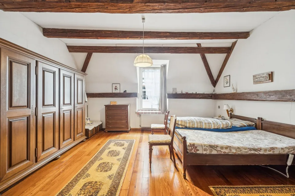 Maison mitoyenne historique du vieux quartier - pour vivre et travailler