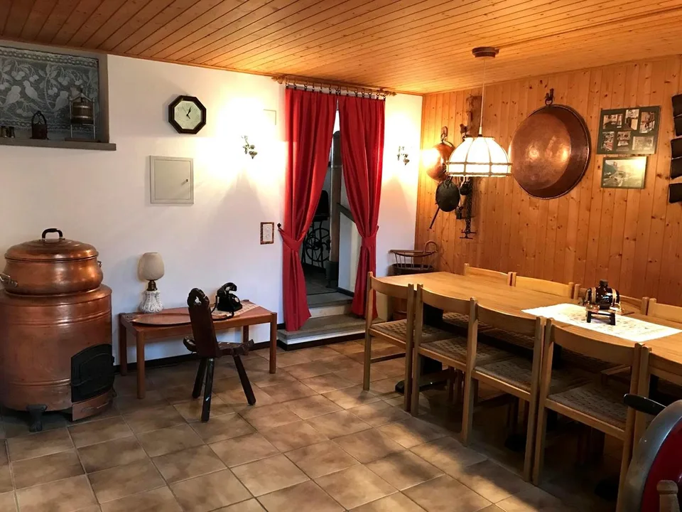 Einfamilienhaus mit großem Grundstück in Arbedo-Castione – Foto 10 von 10