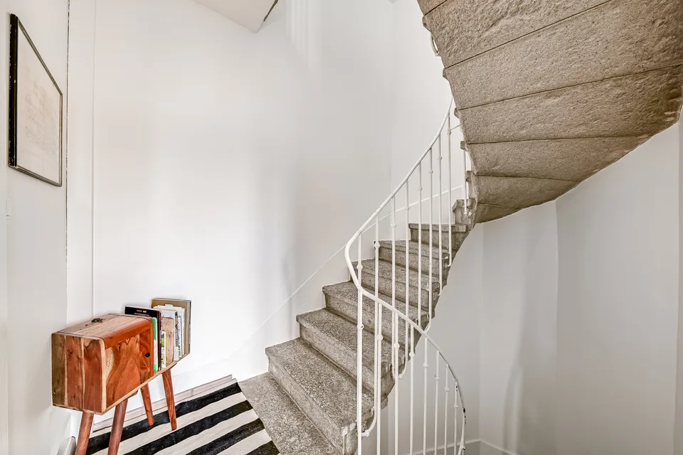APPARTEMENT RÉNOVÉ ~10% DE RDT SUR FONDS PROPRES - GARAGE BOX - EN EXCLUSIVITÉ – photo 7 sur 10
