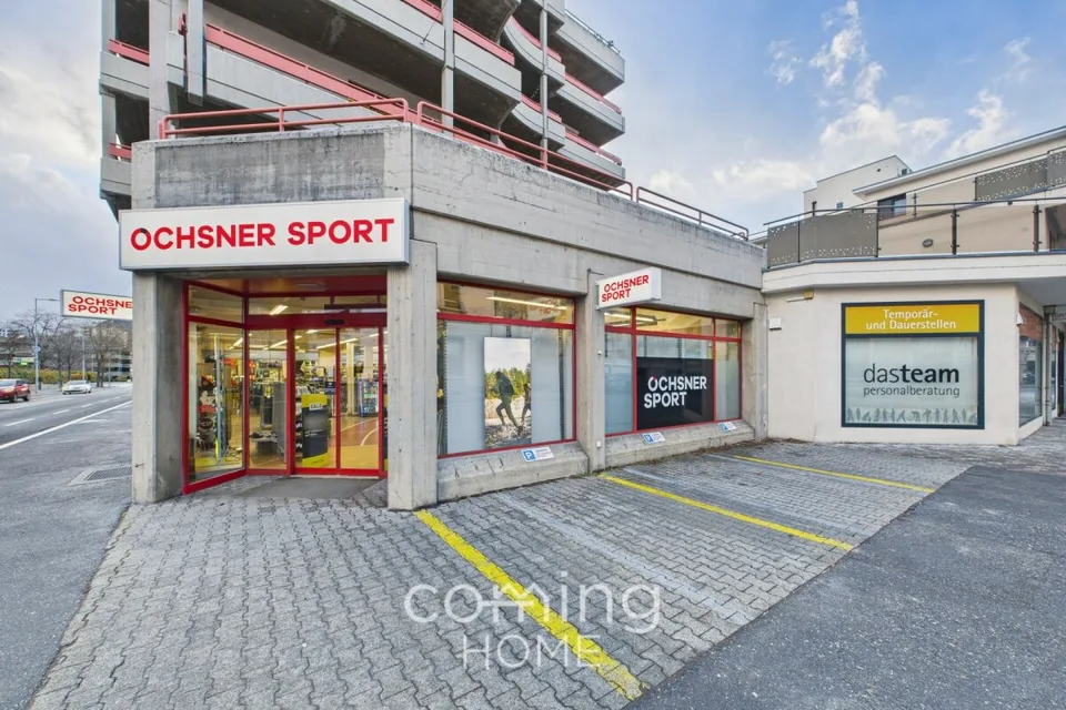 Gut sichtbar und barrierefrei - 340 m² Gewerbefläche im Erdgeschoss von Visp