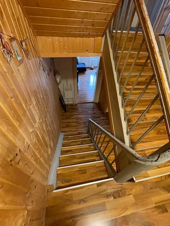 Maison de rang charmante de 6 pièces sur Reitbahnstrasse à Glarus