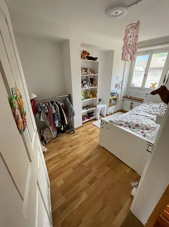 Casa a schiera di 6 locali affascinante sulla Reitbahnstrasse a Glarus – foto 10 di 15