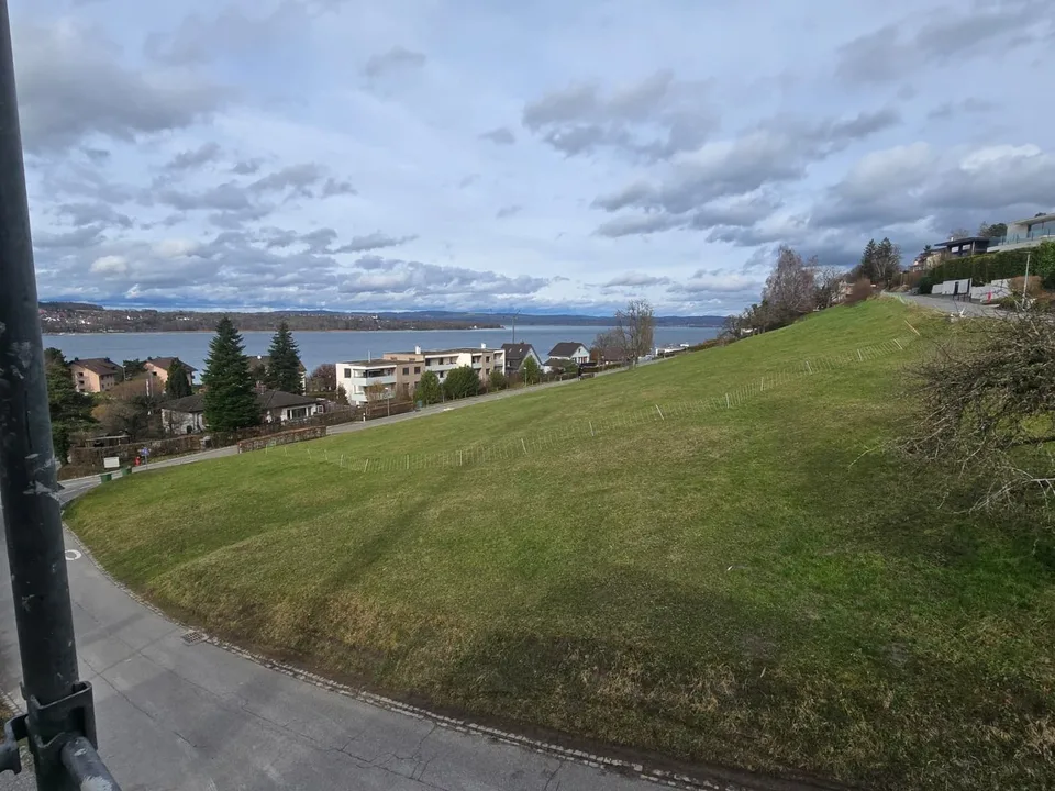 Appartamento di nuova costruzione con vista sul lago