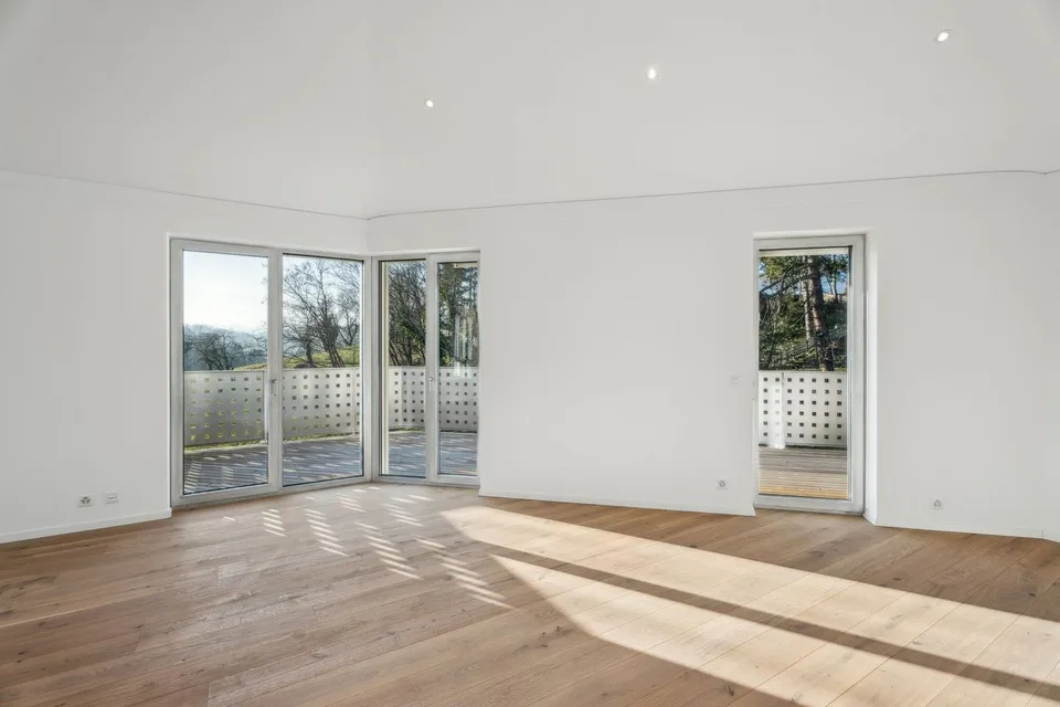 Elegante duplex di 5.5 locali con soppalco e ascensore privato