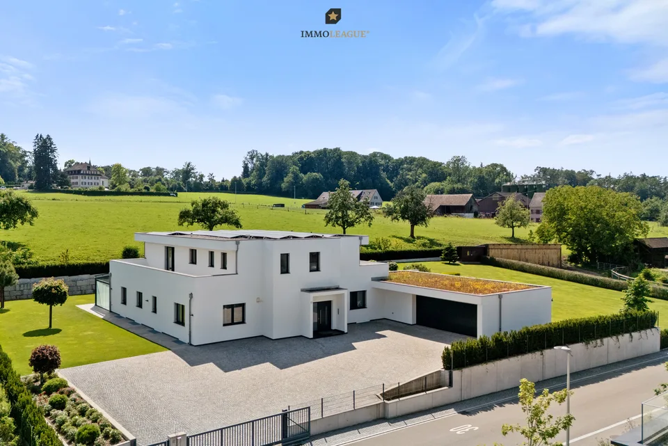 Harmonie in Design und Eleganz - moderne Luxusvilla der Extraklasse. – Foto 2 von 10