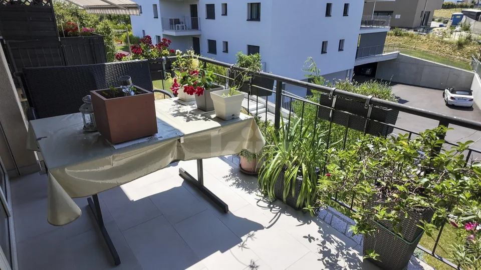 Bello appartamento al 2° piano con balcone e ascensore – foto 11 di 13