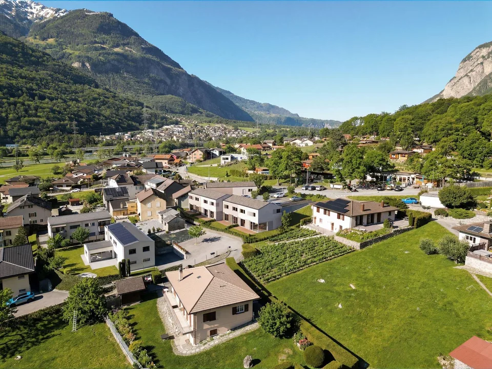 Neue Werbung "Les Hauts de Collonges": 6 moderne Reihenhäuser mit 4,5 Zimmern