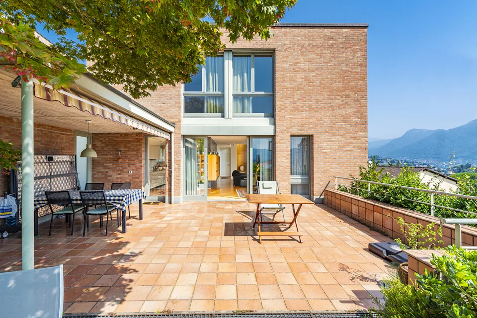 Elegante villa con giardino in posizione strategica – photo 13 sur 13