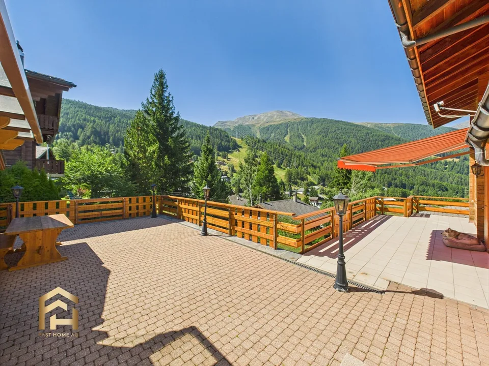 Chalet élégant avec deux appartements indépendants et une vue magnifique – photo 10 sur 13