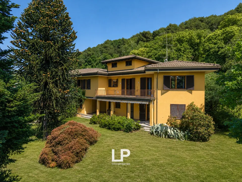 Villa indépendante avec vue panoramique sur le Lago Maggiore à Ranco